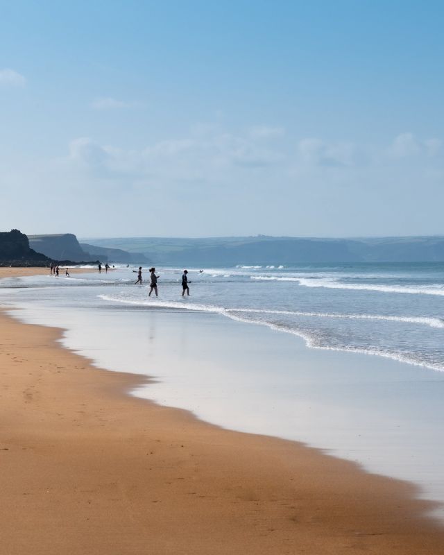 On your way to the beach? Pop in for a bite to eat or enjoy a sweet treat and drink. Today we also have FREE face painting. See our story for details.

#beach #kernowfornia #holiday #cafe #bude